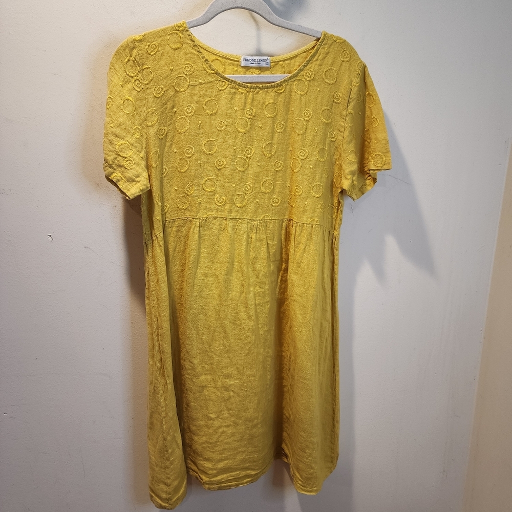 TERZO MILLENNIO Made In Italy  Yellow Embroidered Short Sleeve Dress Size S